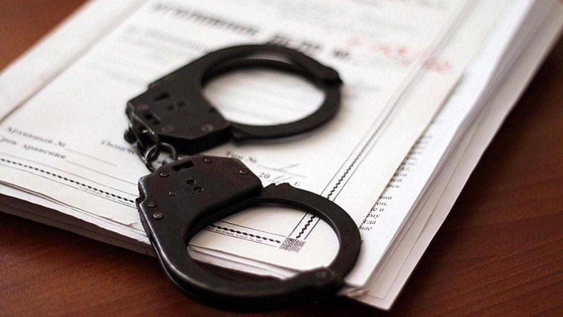 На Орловщине добились более тяжкой статьи для злоумышленника с электрошокером