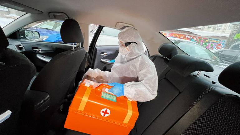 Автопарк орловских чиновников работает на пациентов - Клычков