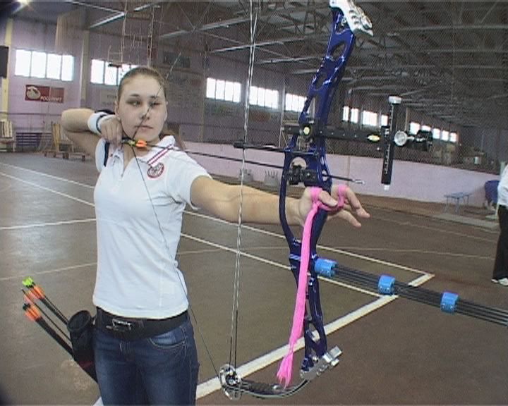 Лучница с медалью из Лас-Вегаса