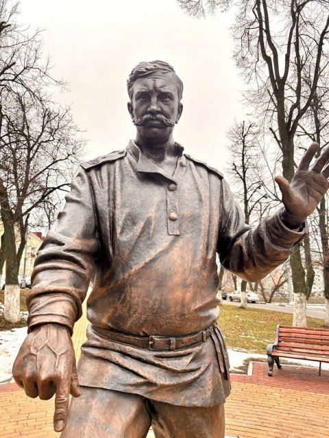 Городское пространство Орла пополнилось новой скульптурой 