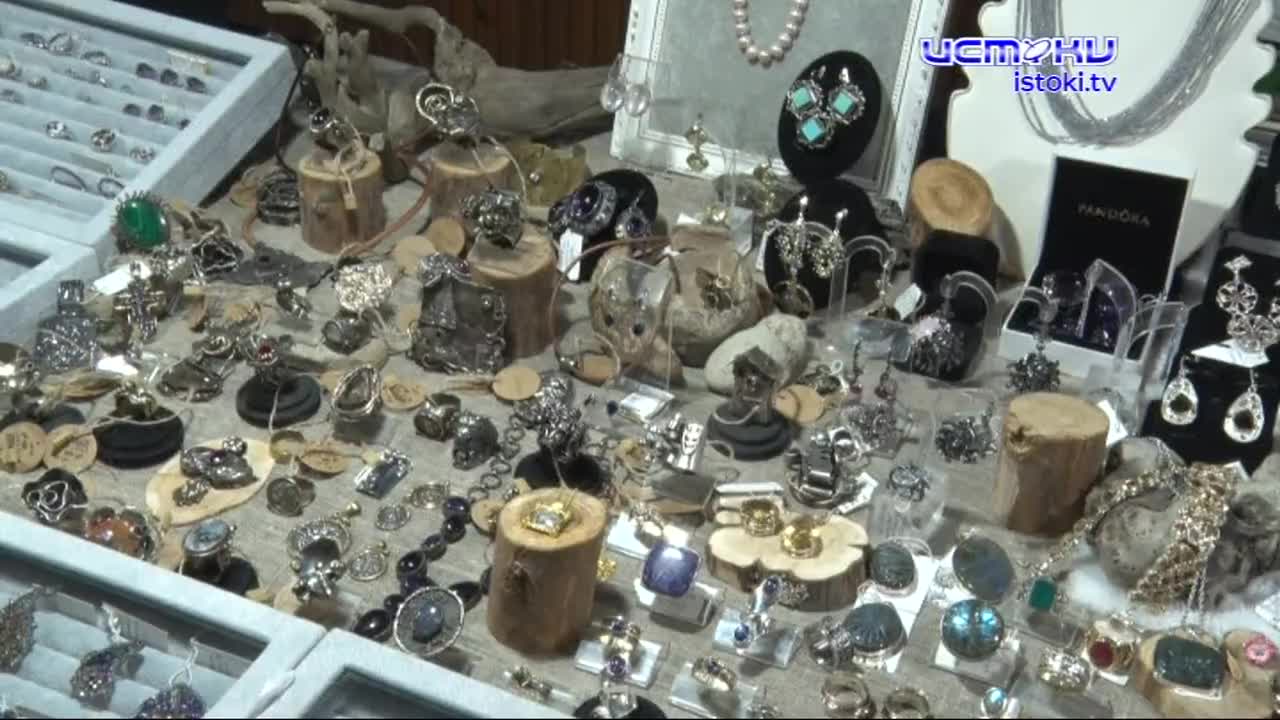 Праздник красоты и творчества: в Орел на 4 дня заглянула ярмарка самоцветов «Каменная сказка»