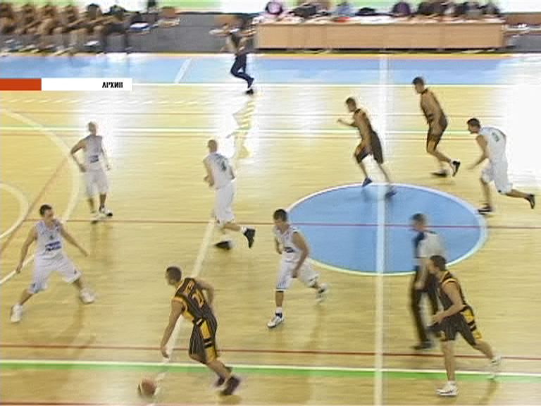 Баскетболисты выходят на новый уровень