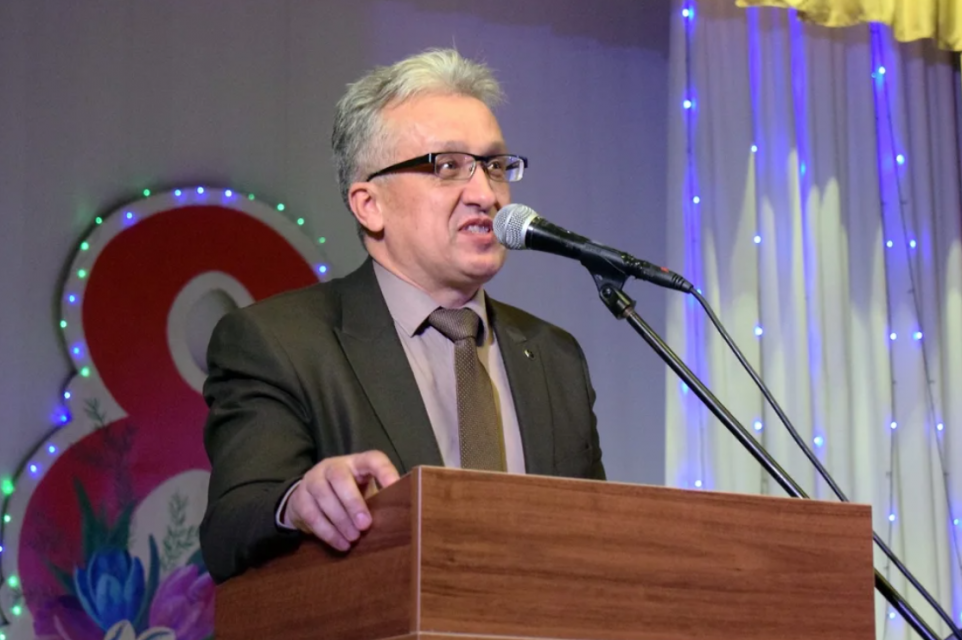 Орловчане активно комментируют новость об условном сроке главе Дмитровского района и его заму