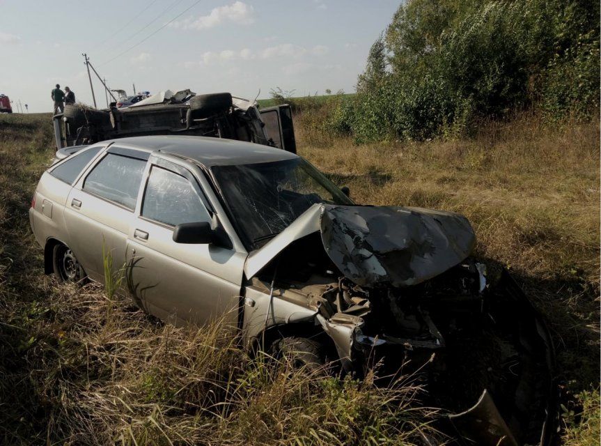 В аварии на орловской трассе пострадали три человека, в том числе ребенок