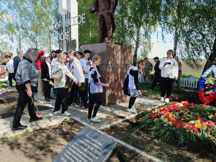 На Орловщине с воинскими почестями перезахоронили останки 60 бойцов Красной Армии