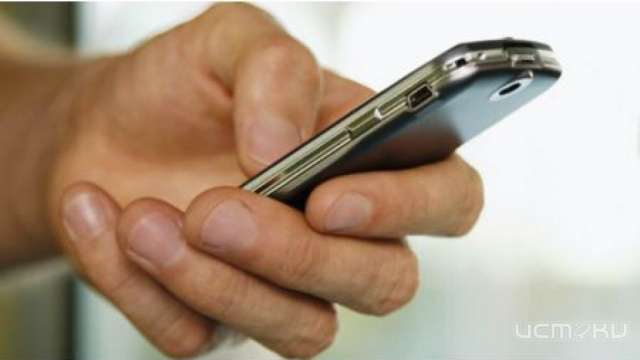 Житель Малоархангельского района украл телефон у своего родственника