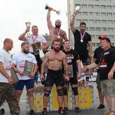 Прямая путевка в США: орловчанин выиграл бронзу чемпионата России по силовому экстриму