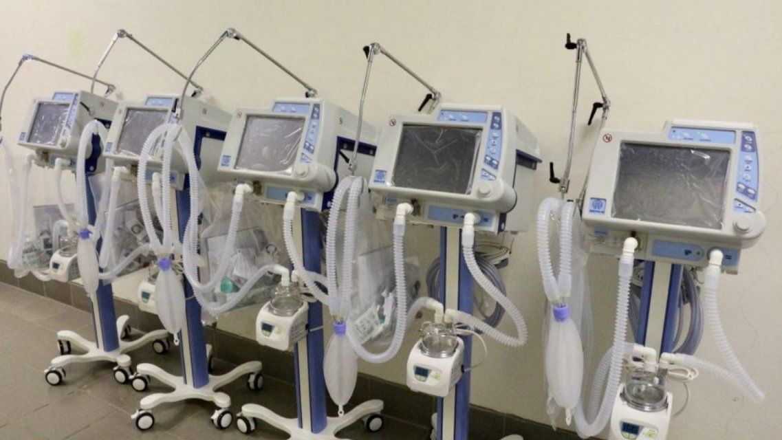 36 орловчан с диагнозом COVID-19 борются за жизнь на аппаратах ИВЛ