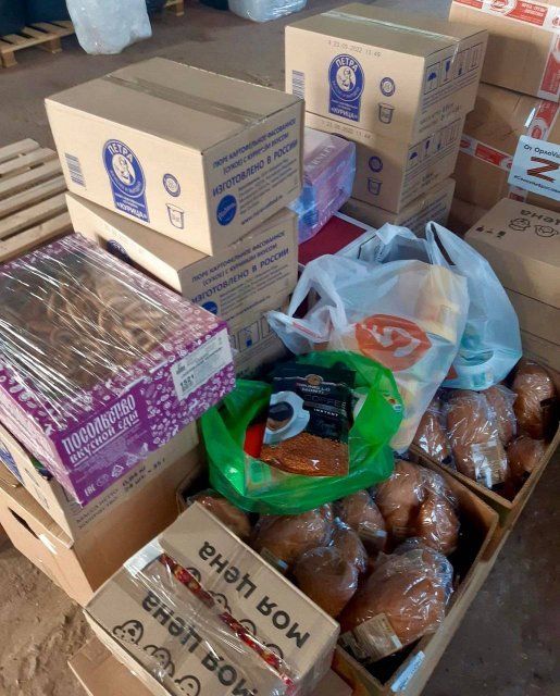 19 и 20 ноября на ярмарках выходного дня «Хлебосольный выходной» вновь будут развернуты палатки, где каждый желающий сможет оставить посылку для участников СВО 