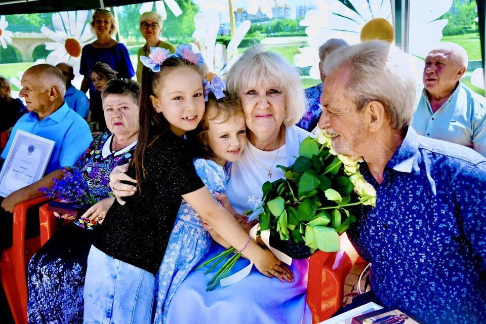 Стартовал приём заявок на конкурс «Семья года» в Орловской области