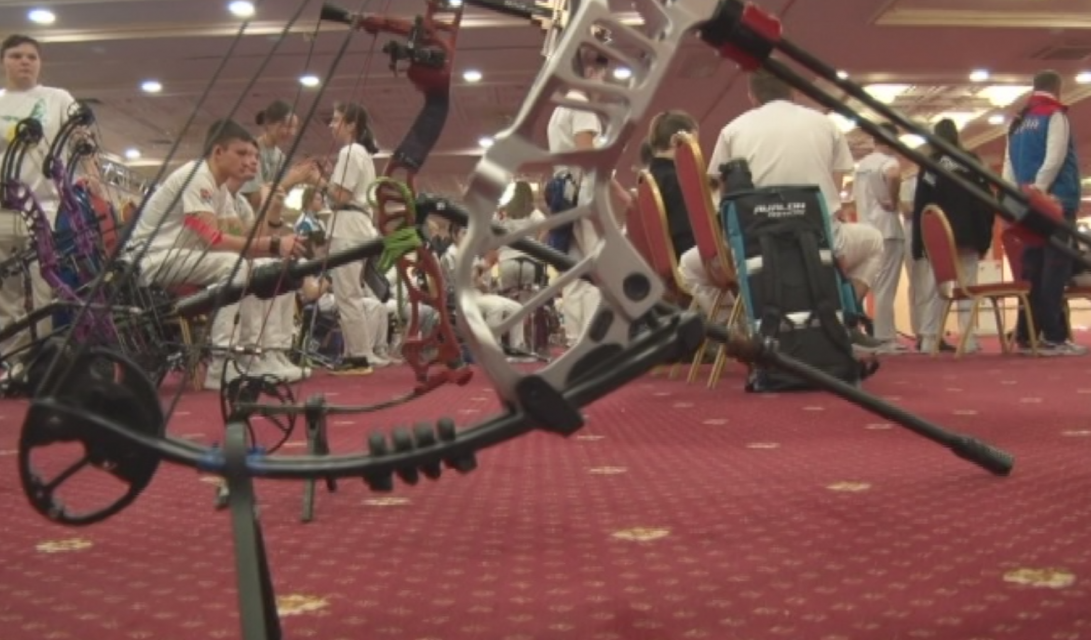 Орел на полмесяца стал центром притяжения лучников со всей страны.