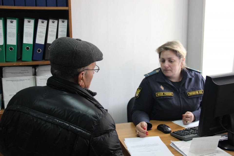 Житель Ливенского района заплатил алименты лишь после принудительных работ