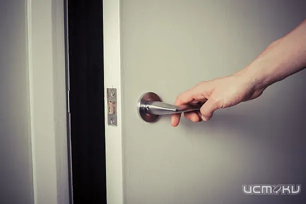 Орловские спасатели оказали помощь пожилой женщине