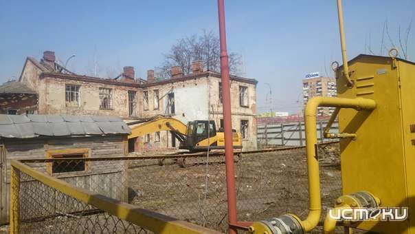 Документов на снос здания на Гостиной у собственника нет