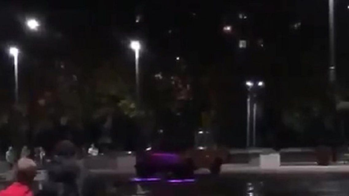 Видео: орловские подростки устроили ралли на фонтане 