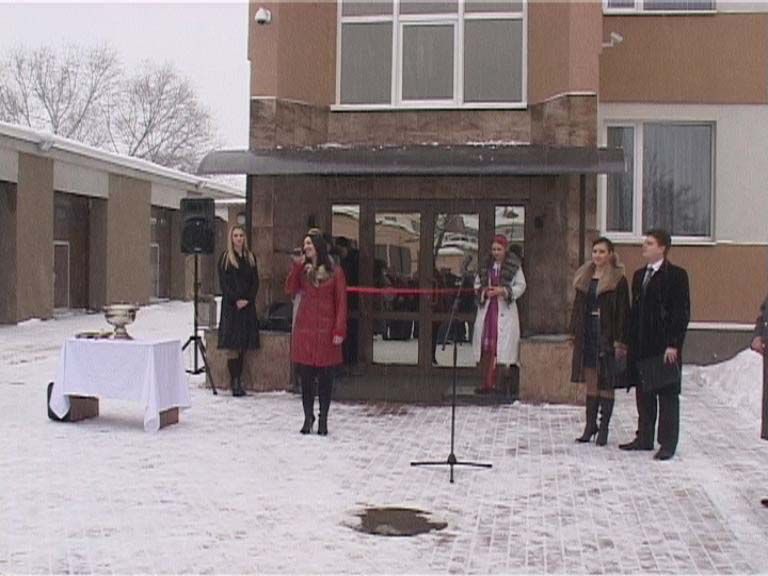 Пятиэтажный подарок