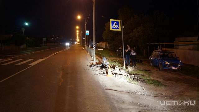 Под Орлом «четверка» снесла светофор