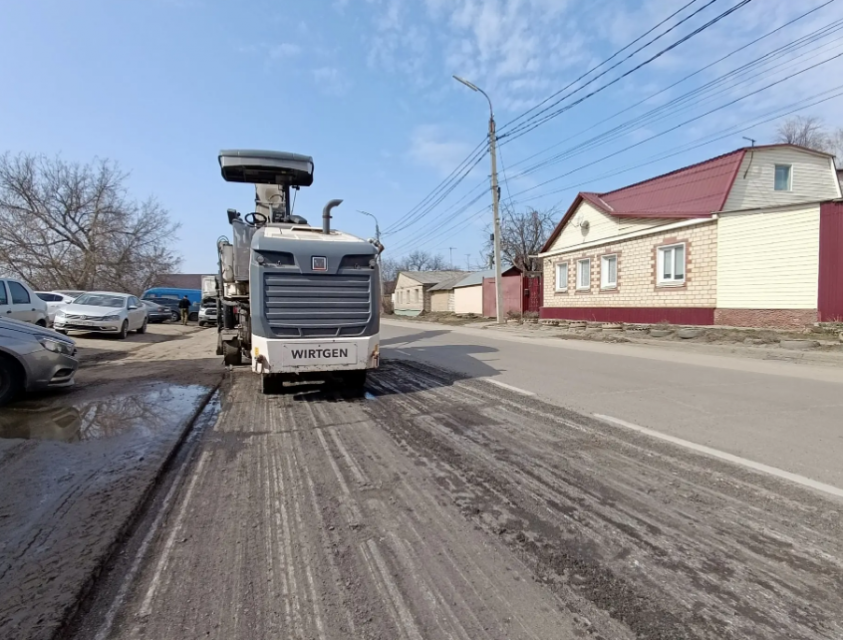  В Орле продолжается ямочный ремонт дорог