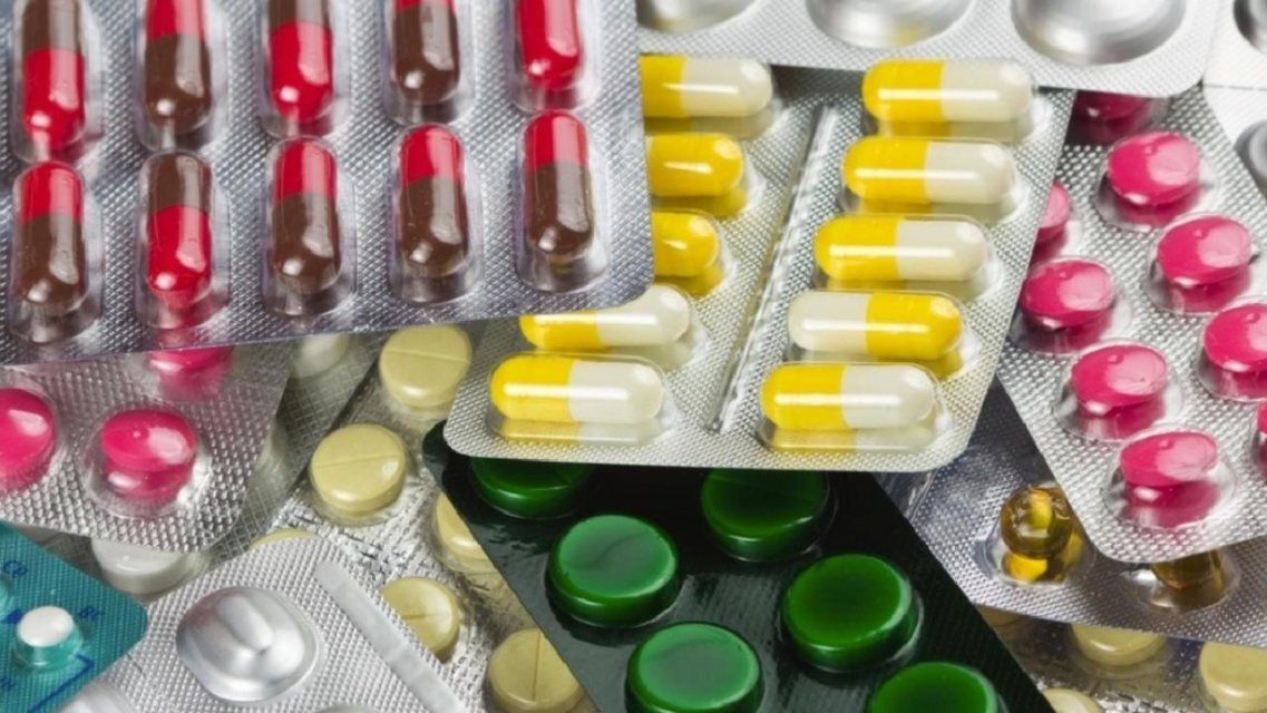 Не выходя из дома: 503 орловчанина с COVID-19 бесплатно получают лекарства в районах