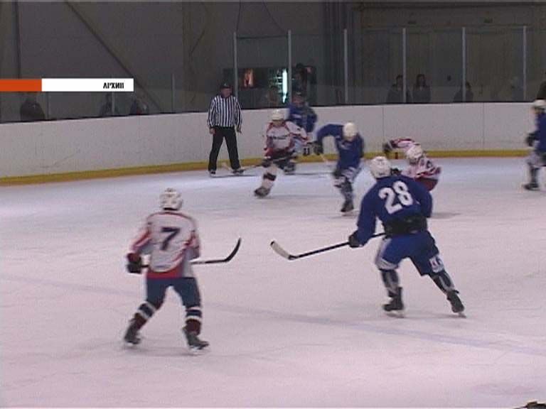Чемпионат города по хоккею