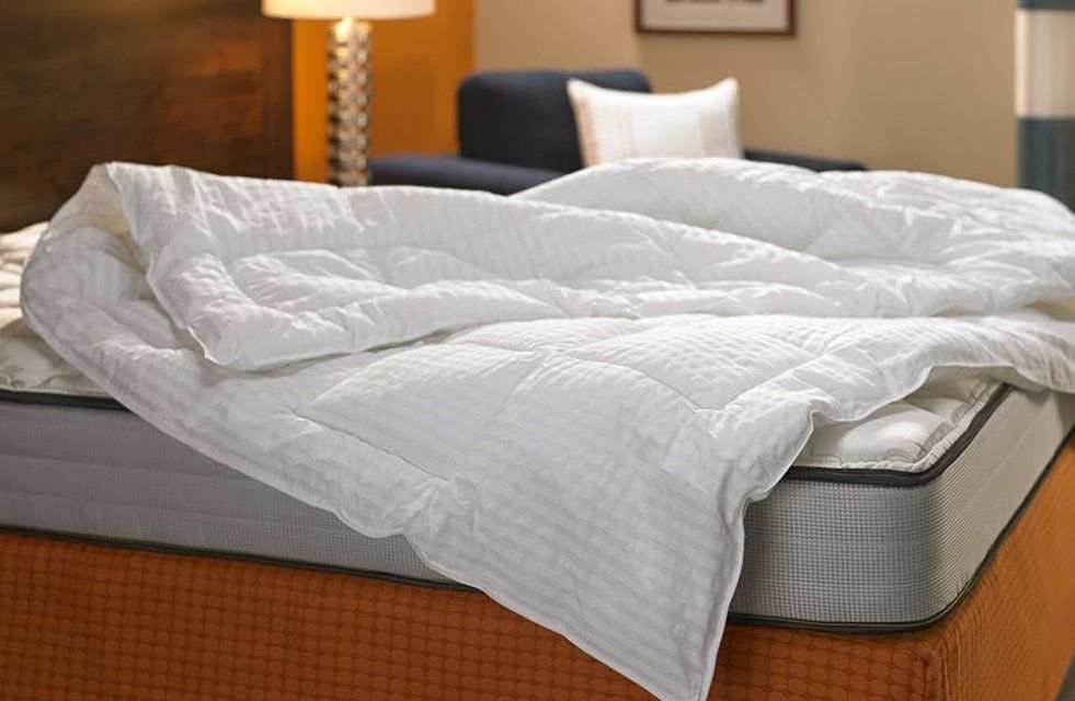 Обустройство кровати: выбор матраса, подушки, одеяла и покрывала