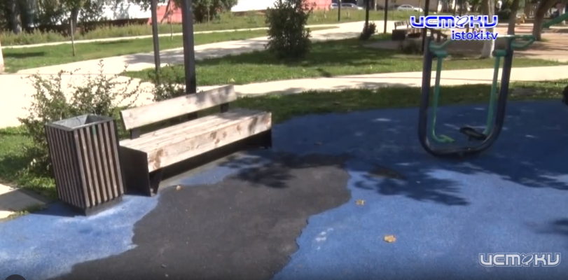 "Мы продолжаем безуспешные попытки достучаться до ответственных лиц за содержание скверов таких же, то есть мест досуга людей. К сожалению нас никто не слышит"