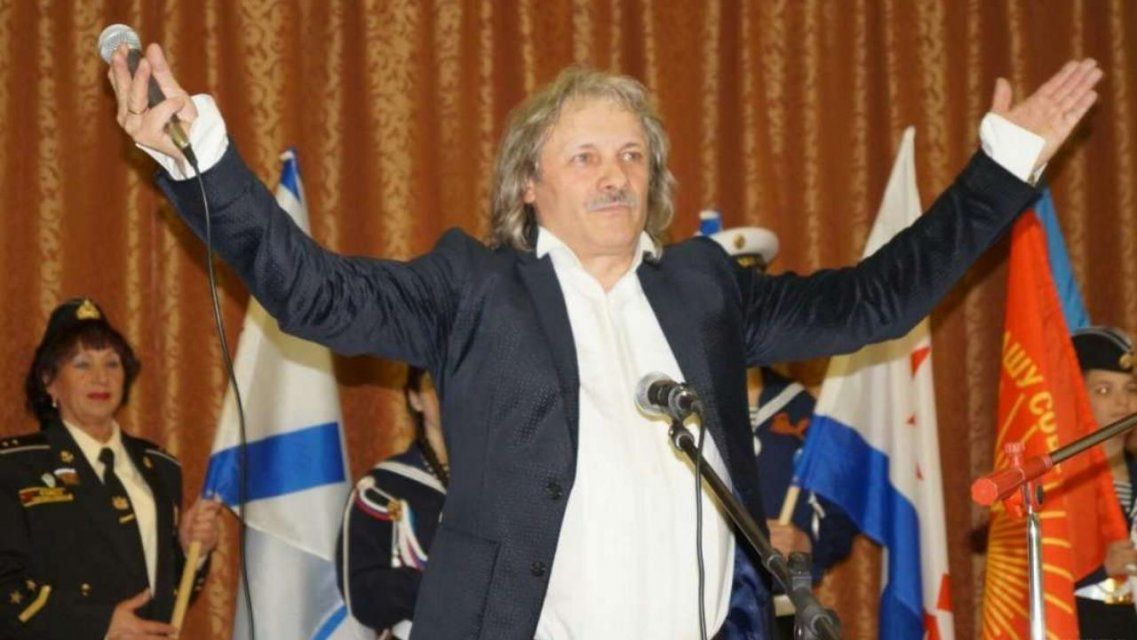 Орловчан приглашают спеть «Осенний романс» с Александром Сорочьевым