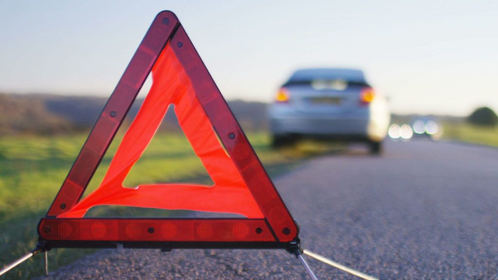 Две девушки пострадали при столкновении попутных авто на Болховском шоссе в Орле