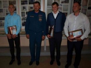 В Орле наградили жителей, помогавших ликвидировать взрыв склада пиротехники