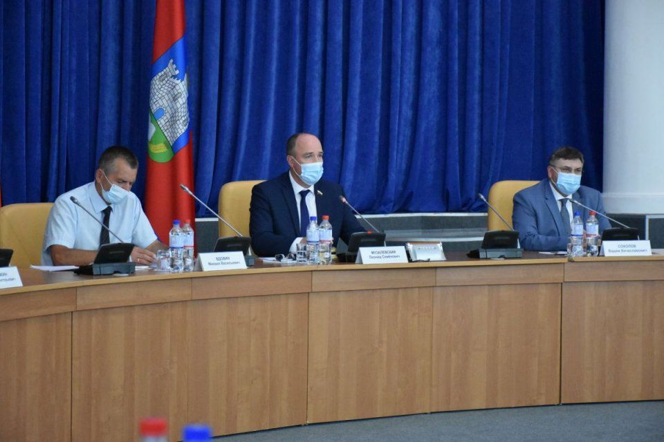 В областном совете поделили миллиард, доставшийся региону от федеральной власти