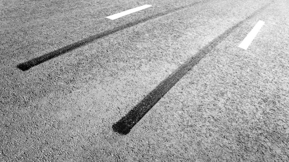 Орловчанин потерял авто на парковке: в этом ему «помог» житель из Глазуновского района