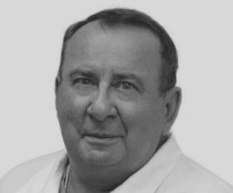 Сегодня Орел простился с известным врачом-ортопедом Геннадием Блынским