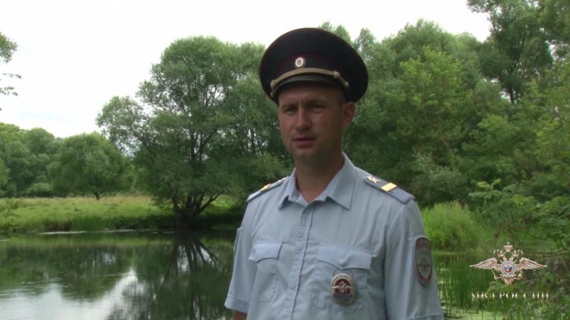 Орловский полицейский спас двух тонувших в реке мужчин