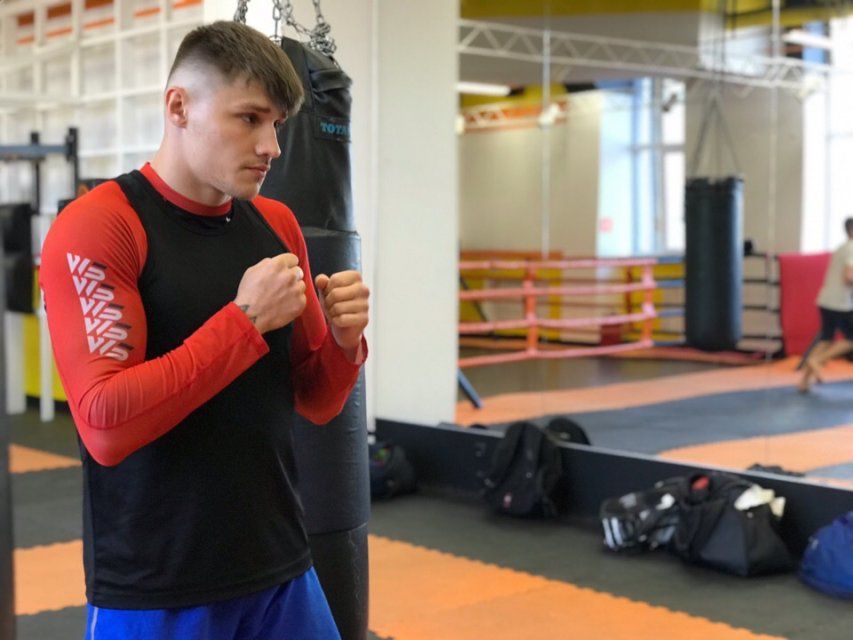Кикбоксер Владислав Туйнов проведет в Орле «Зарядку с чемпионом»
