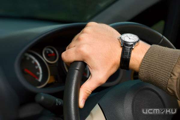 1245 жителей Орловщины не могут сесть за руль из-за долгов по алиментам