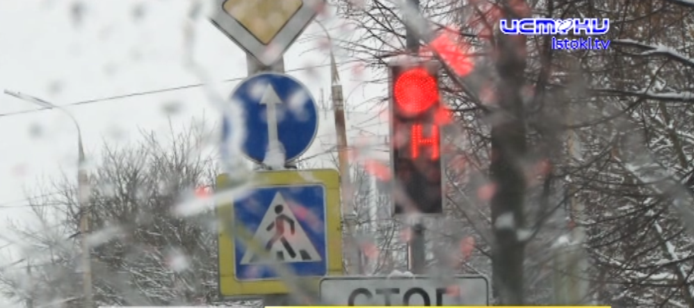 В 2021 году в Орле появилось 17 новых светофоров. Обилие авторегулировщиков на узких дорогах города заставило автомобилистов замедлиться