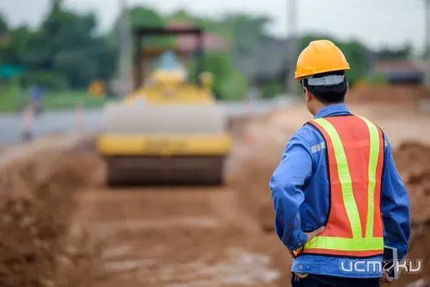 "МонолитСтрой" оштрафован на 2,8 млн рублей за срыв сроков ремонта дорог в Орле