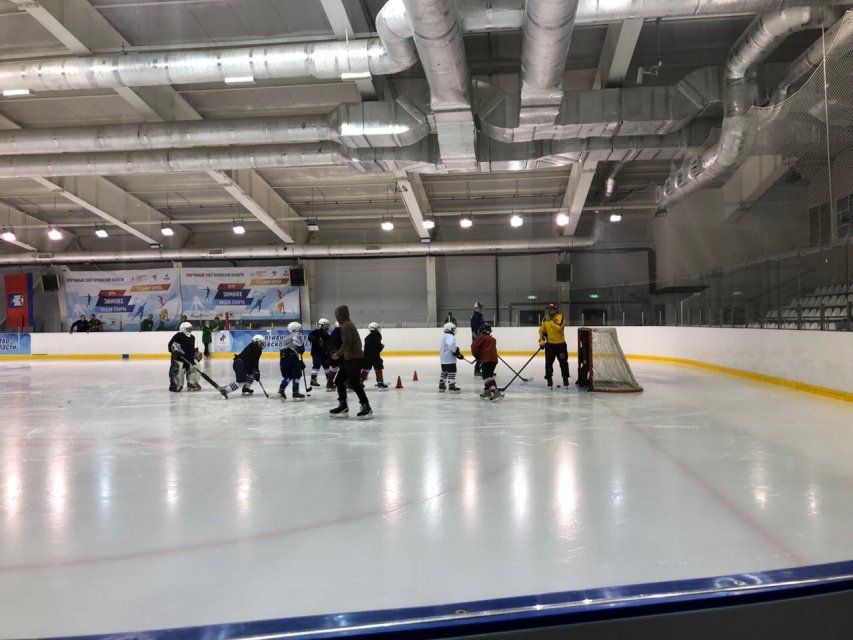Эстонец провел в Орле турнир «Хоккей для всех»