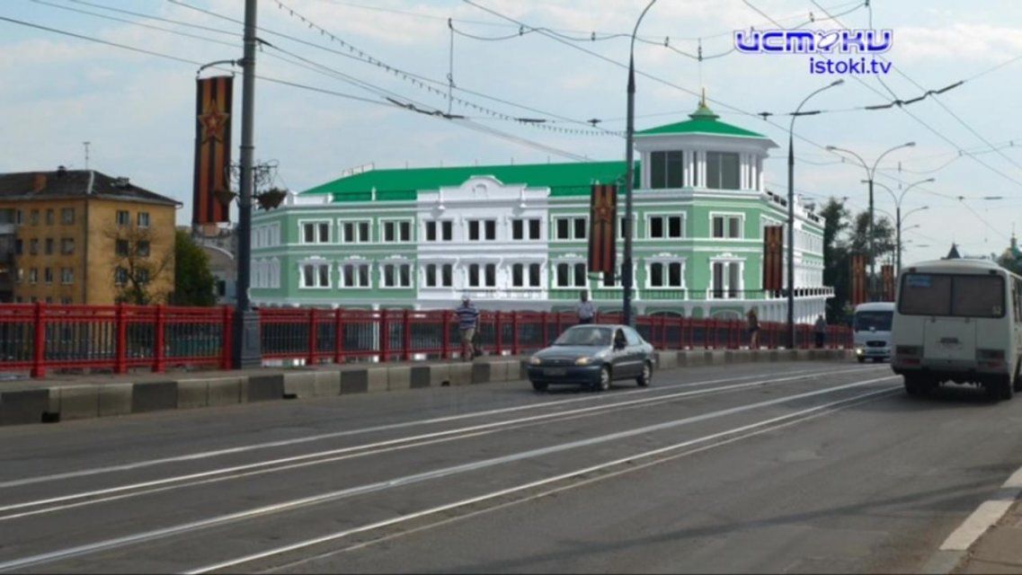 «Пандемия вандализма»: в историческом центре Орла возводят новодел на месте архитектурного ансамбля