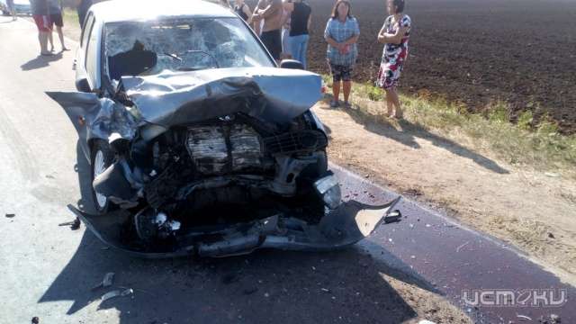 При столкновении «Лады» и КамАЗа в Ливенском районе погибла женщина