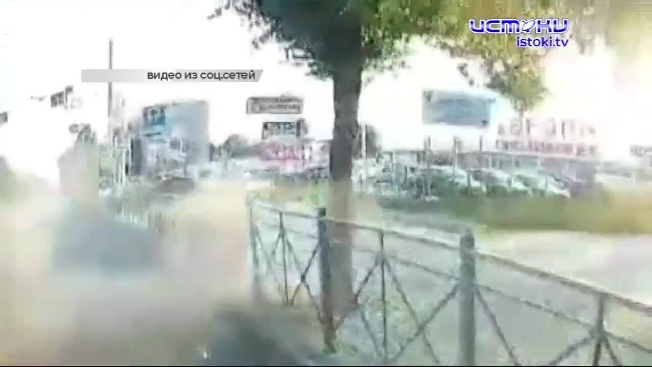 На Московском шоссе разбились три легковушки, штаб по поиску пропавшей девятилетней девочки завершил свою рабоут, а ветеран Великой Отечественной войн...