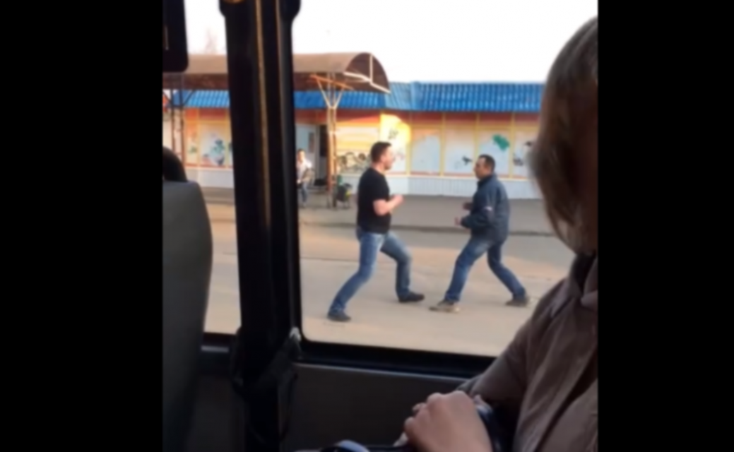 В Орле маршрутчик подрался с пассажиром