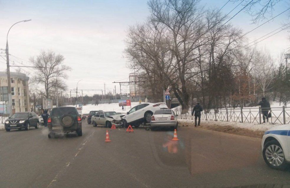 Безработного уроженца Таджикистана, который устроил страшное ДТП в Орле, арестовали до 8 марта 2022 года