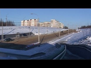 Новый участок дороги по Раздольной только открыли, а водители уже начали жаловаться