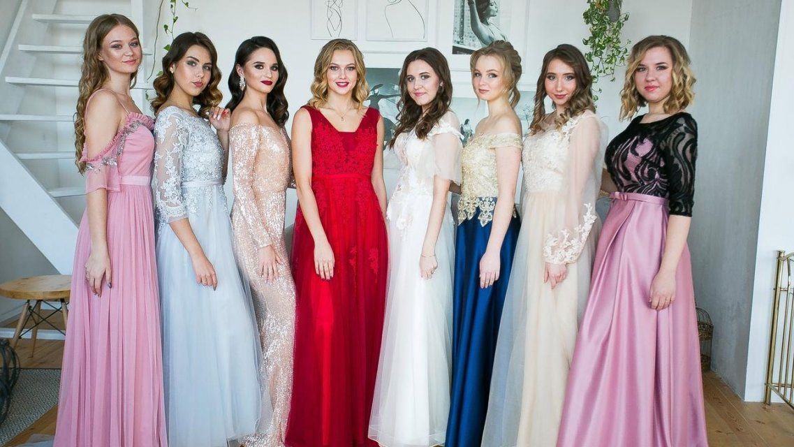 С короной и титулом: в Орле выбрали самую талантливую студентку