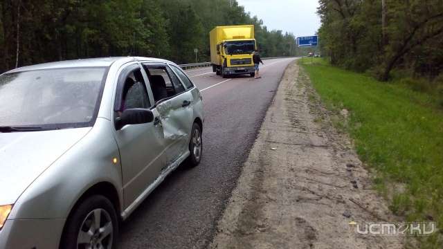 На трассе под Орлом «легковушка» не разъехалась с МАНом. Есть пострадавший