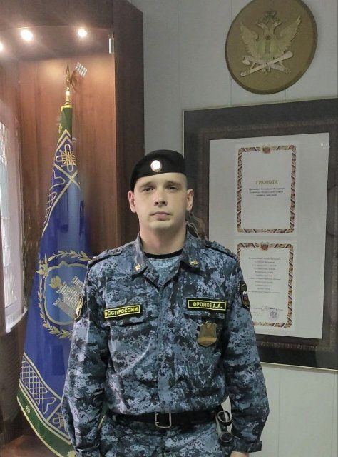 Не все герои носят плащи 