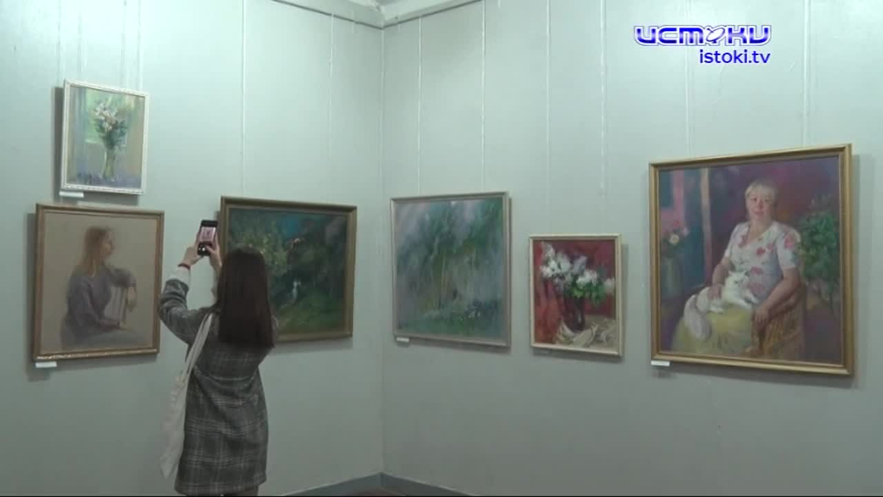 В экспозиции около 80 работ разных лет. В Орле открылась персональная выставка Александра Кузнецова, приуроченная к его юбилею