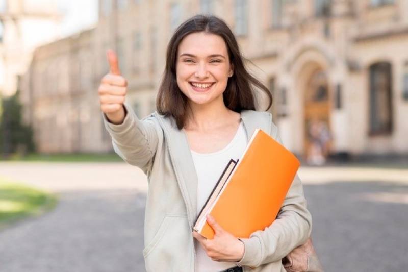 Колледжи Санкт-Петербурга