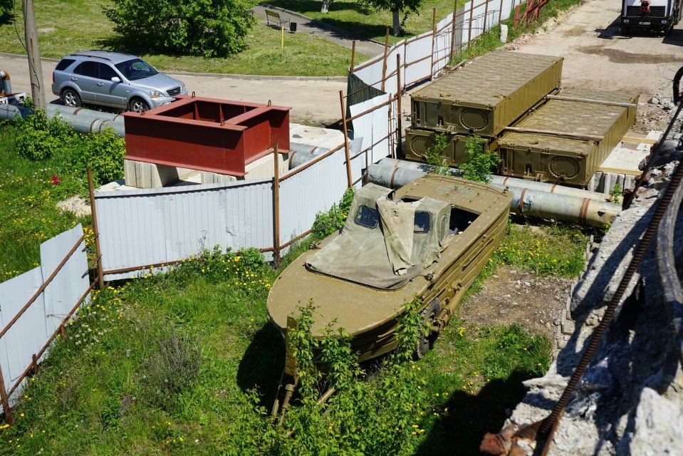 На Красном мосту переносят сети